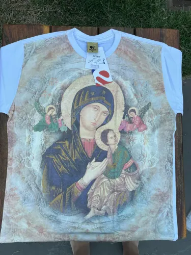 Camisas católicas 
