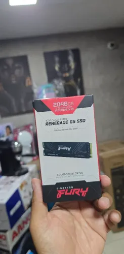 SSD Kingston Fury Renegade, 2048GB, G5, PCie, M.2 Nvme, Leitura 14.700mbs [ NOVO LACRADO ]