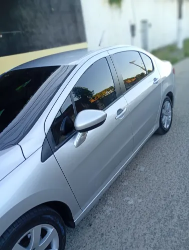 Peugeot 408 Sedan Feline 2.0 Flex 16V 4P Aut. 2012