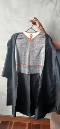 Capa Harry Potter tamanho 8-10 anos importada, nova.