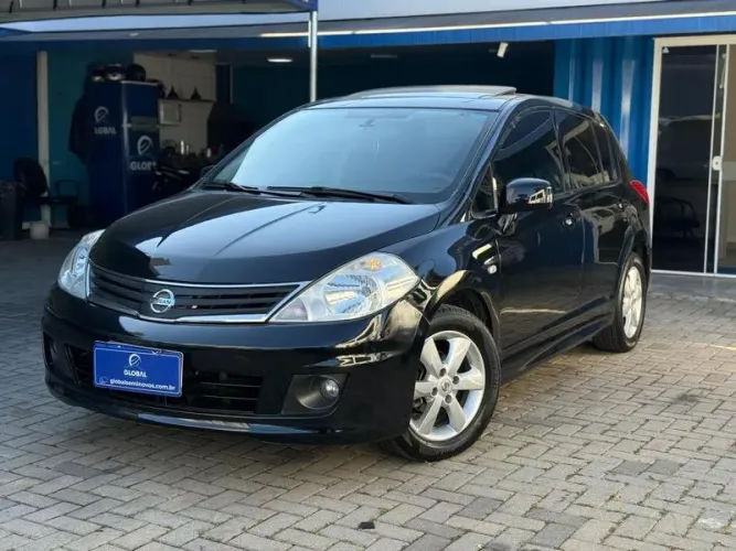 Nissan Tiida SL 1.8/1.8 Flex 16V Mec. 2012