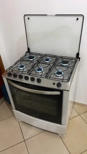 Fogão Electrolux novinho entrego sem taxa