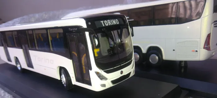 Ônibus Torino e Marcopolo g7