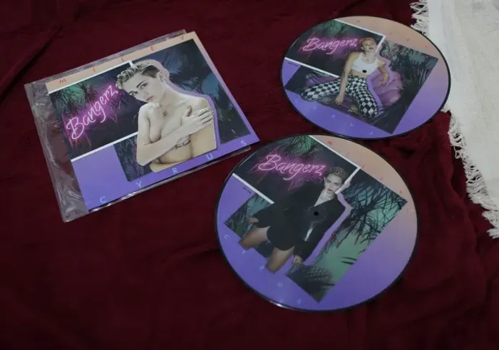 LP Miley Cyrus Bangerz vinil picture disc mega raro