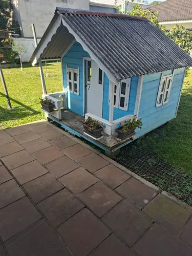 Casa de boneca grande 