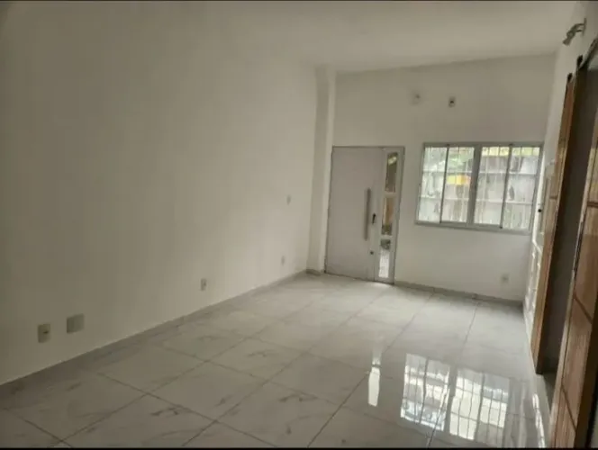 Vendo casa próximo ao shopping pátio norte