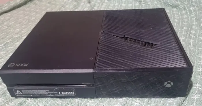 Xbox one 1tb com defeito