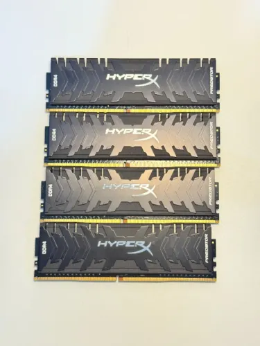 Memória Ram Kingston HyperX Predator DDR4 32GB 3333Mhz (4x8GB) CL16 UR0421 HX433C16PB3K4/3