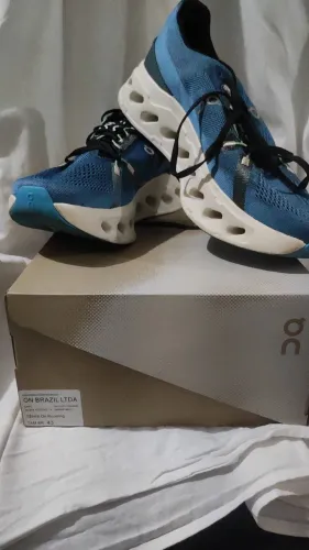 Tênis on running Cloudeclipse Original Azul 43