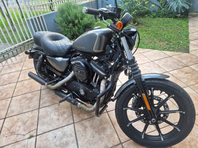 Harley 883 Iron XL Excelente com acessórios 