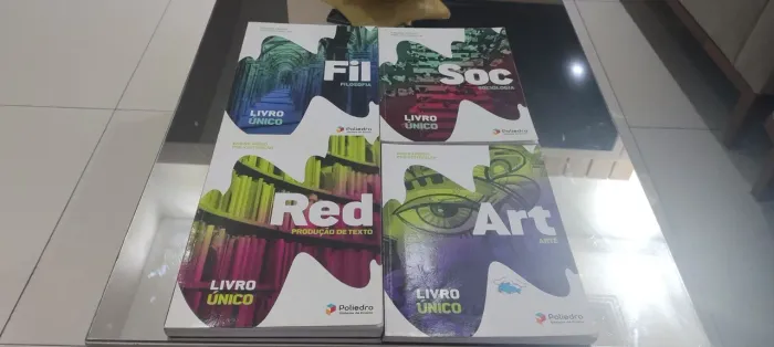 Apostilas Poliedro Filosofia/Sociologia/Redação/Arte 