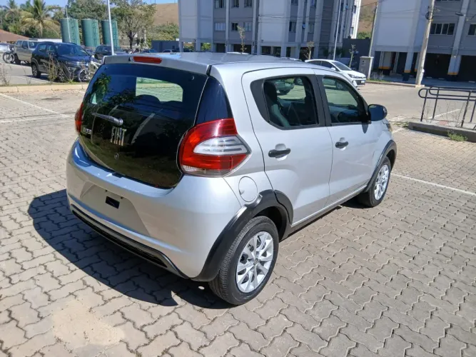 Fiat Mobi Like 1.0 Fire Flex 5P. 2022