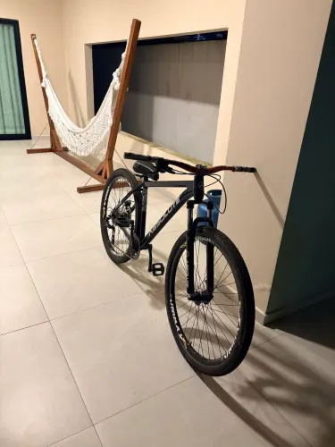 Bicicleta em excelente estado - Apenas 6 meses de uso!