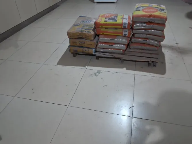 Argamassa Quartzolit e Cal Itaú 20kg - Vendo Separado ou Tudo (Sobra de Obra)