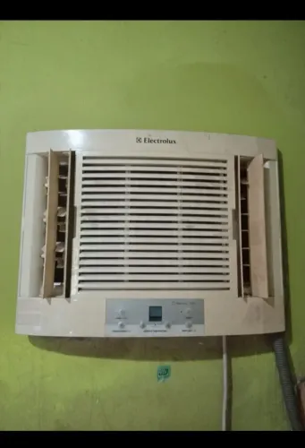 Vendo Ar-condicionado.