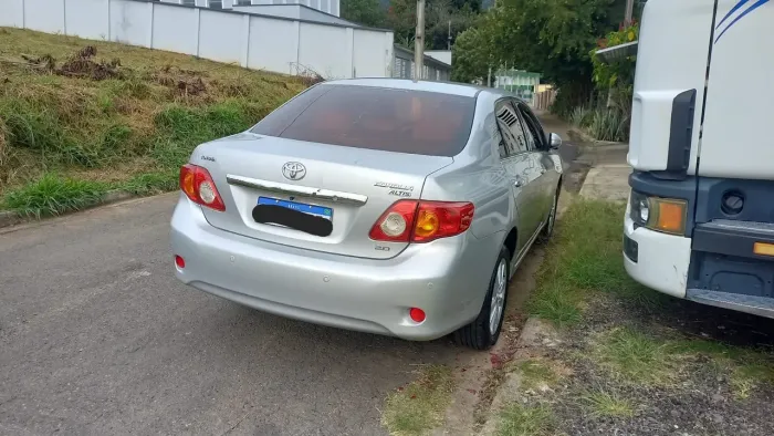Toyota Corolla Altis 2.0 Flex 16V Aut. 2011