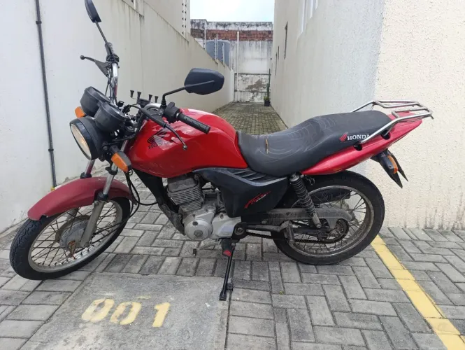 VENDO MOTO HONDA CG 125 FAN