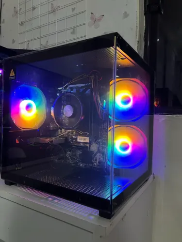 Pc Gamer Ryzen 5 5600G, 16gb 3200, SSD 256gb