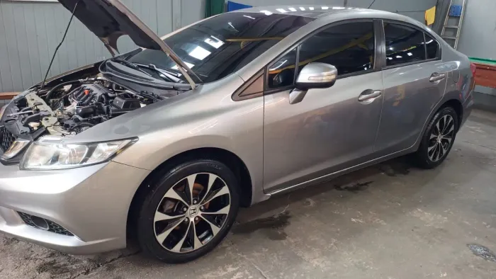 Honda Civic Sedan LXR 2.0 Flexone 16V Aut. 4P 2016