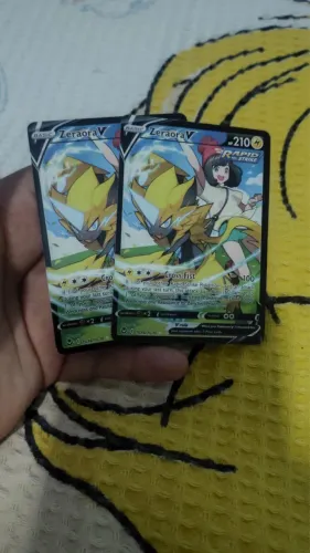 Carta Pokémon Zeraora