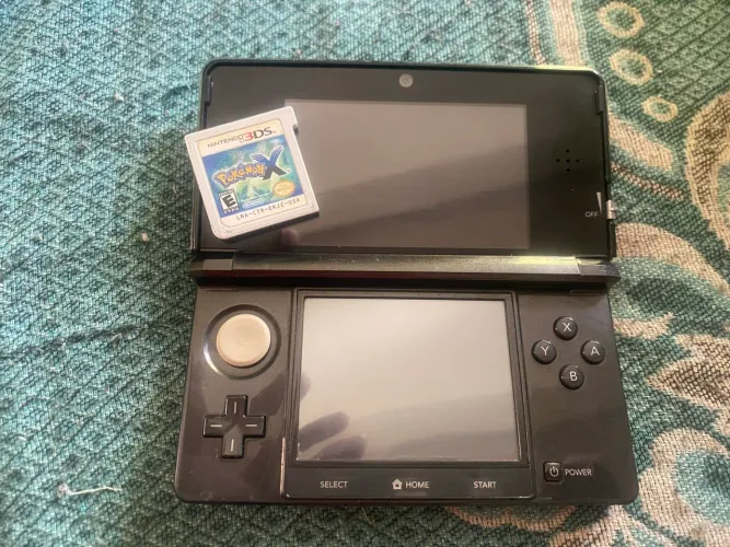 Nintendo 3DS + jogo Pokémon x