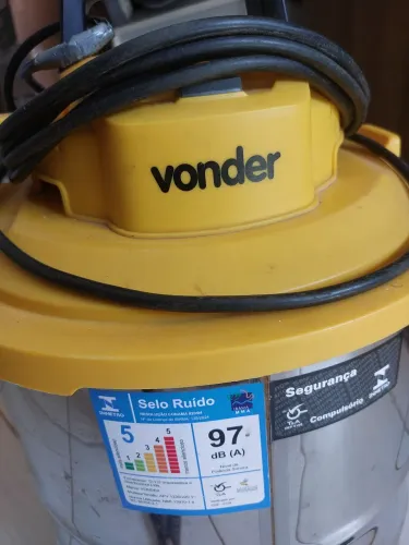 Vendo aspirador de pó e água da marca Vonder