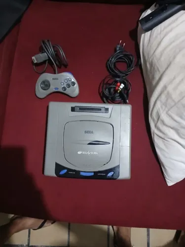Sega Saturn japonês completo com saroo e leitor funcionando FRETE GRÁTIS em 10x sem juros