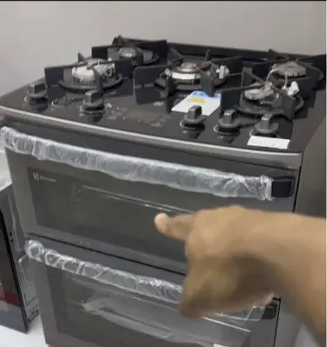 fogão Electrolux com Arfryer e 2 fornos