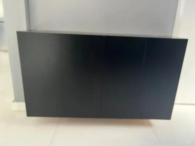 Armário Suspenso Preto com 4 Portas - Excelente Estado