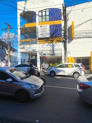 Vendo oportunidade de investimento na Liberdade! Passando lojas alugadas e prontas.