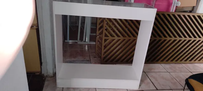 Balcão com cabideiro 