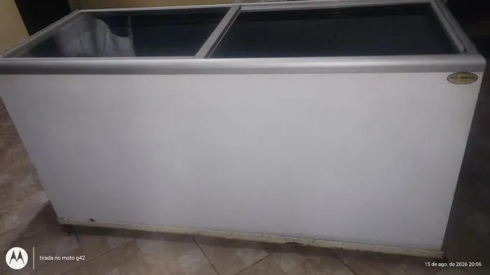 FREEZER EXPOSITOR 570 LITROS
