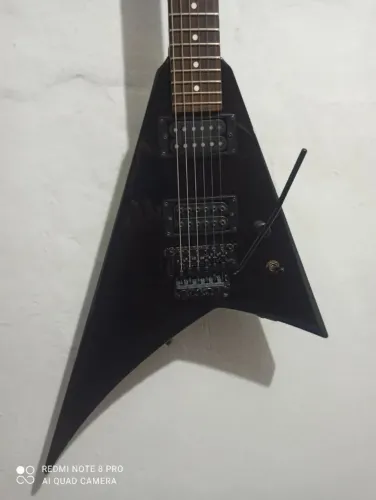 GUITARRA JACKSON FLYING V RR