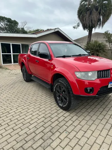 Mitsubishi L200 Triton HPE 3.2 CD TB Int.diesel AUT 2013