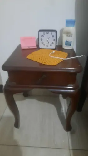 Dormitório antigo completo 2 criado mudo , 2 guarda roupa , cama casal