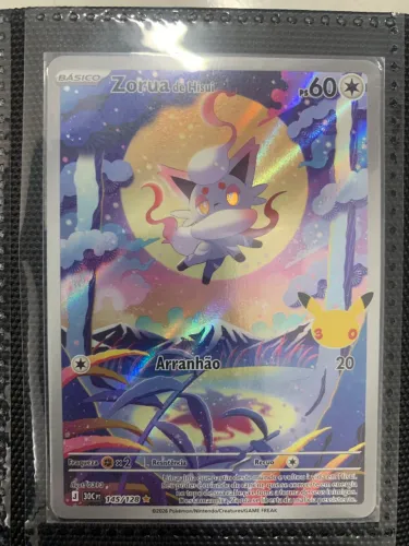 Carta Pokémon Zorua de Hisui 145/128 - 30 Anos - Holográfica
