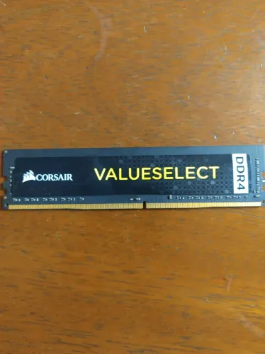 Memória RAM Corsair, 8GB, 2400MHz, DDR4, CL16, Preto - CMV8GX4M1A2400C16 RETIRADA EM RP