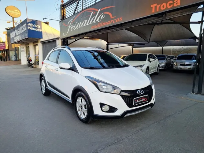 Hyundai HB20X Style 1.6 Flex 16V Mec. 2015