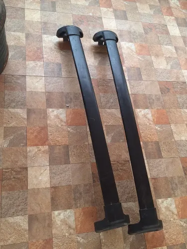 Rack de carro preto usado