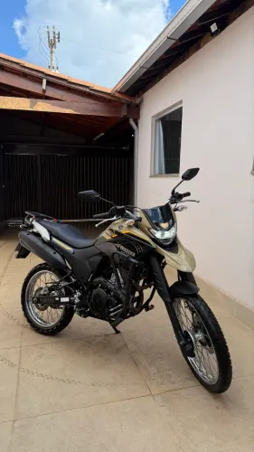 Yamaha XTZ 250 Lander ABS Blueflex 2024 | 6.800 km | Revisões Yamaha