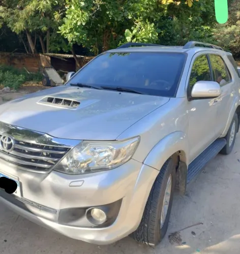 Toyota Hilux SW4 SRV D4-d 4X4 3.0 TDI Dies. AUT 2013