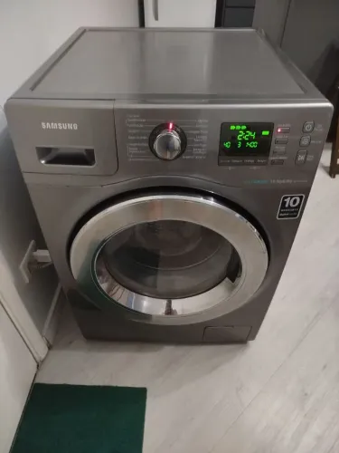 Lava e seca Samsung 10k 127v muito nova