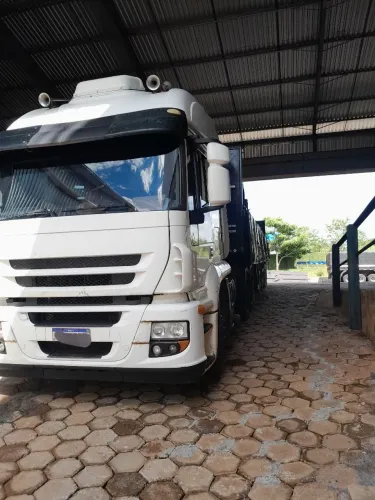 Vendo iveco stralis 380 2009