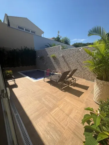 CASA À VENDA NO CONDOMÍNIO CHÁCARA DAS PALMEIRAS IMPERIAIS - BAIRRO MEDEIROS - JUNDIAÍ/SP
