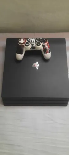 Vendo ps4 pro