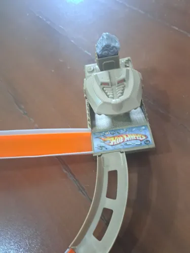 pista Hotweels Junkyard Dog Attack Track