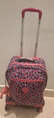Mochila Kipling giro 360?