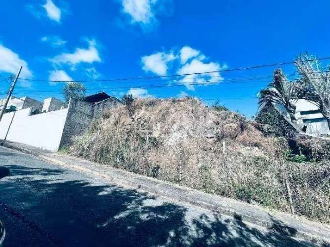 Terreno Residencial de 556 m² à Venda no Bairro Estoril, em Belo Horizonte