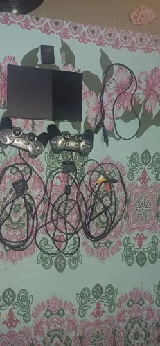 Ps2 em perfeito funcionamento, entrego.