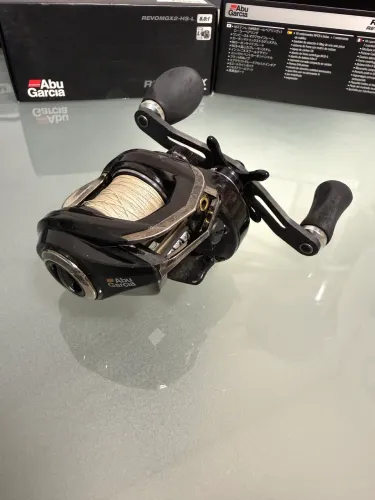 Carretilha abu garcia revo MGX2